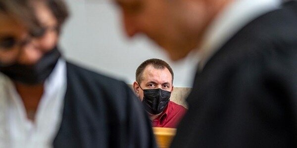 «Мне сказали, что какая-то девочка упала». Роман Задоров начал давать показания в суде. Израильский информационно-аналитический сайт. Последние новости Израиля и мира, новости онлайн0