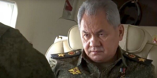 The New York Times: Шойгу в опале, между ним и Путиным пробежала черная кошка0