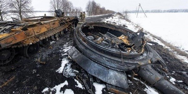 Украина: ВСУ взяли российских военных в котел под Киевом0