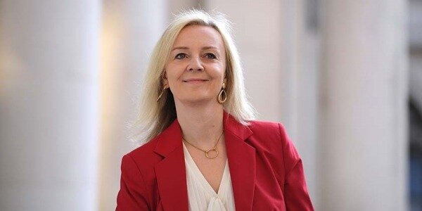 Новые санкции против России: Лондон бьет по военным, Вашингтон – по банкирам0