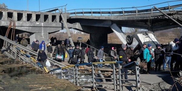 «Они минировали тела. Моего соседа, профессора, расстреляли и не позволили похоронить. Я не хочу этого забывать…»0