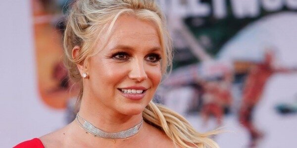 Освободившаяся из-под опеки Бритни Спирс объявила о беременности0