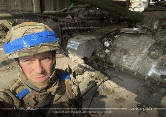 В Мариуполе морпехи смогли соединиться с 