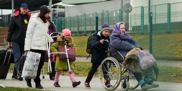 Вторая война на ее памяти. Израильское посольство помогло эвакуировать из Украины Праведницу мира0
