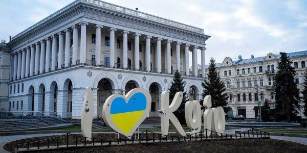 Посол Израиля снова поднял флаг страны в Киеве: подробности. Посольство Израиля было символически заново открыто. Израильский информационно-аналитический сайт. Последние новости Израиля и мира, новости онлайн detaly.co.il0