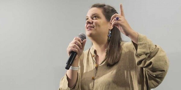Вера Полозкова: Когда «спецоперация» закончится провалом, они пойдут добивать «внутреннего врага».0