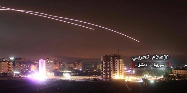Сирийские СМИ: ПВО страны перехватили ракеты в районе Дамаска0
