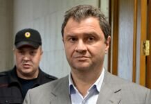 Экс-замминистра культуры осудили за хищения на реконструкции Эрмитажа