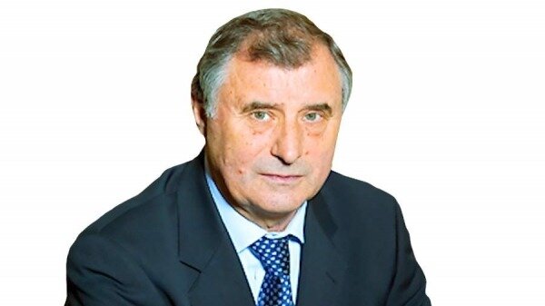 Искрит чемпион0