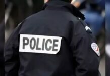 Во Франции малыша забыли в машине. Он умер от удушья