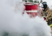 При пожаре в Алтайском крае погибли две девочки и их бабушка