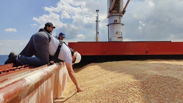 МО Турции сообщило о выходе с Украины двух судов с сельхозпродукцией0