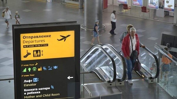 Ограничения на полеты в 11 аэропортов России продлили до 11 августа0