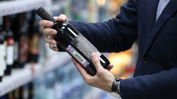 Путин призвал не поднимать излишне цены на спиртное в рамках борьбы с алкоголизмом0