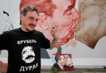 Российский художник Дмитрий Врубель скончался в возрасте 62 лет