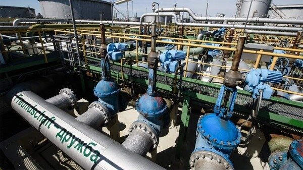 «Укртранснафта» остановила прокачку нефти из РФ по «Дружбе» в сторону Венгрии0