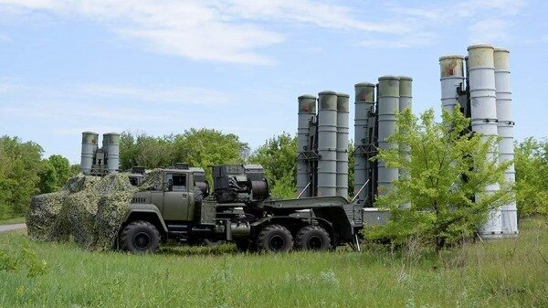 В Греции опровергли обвинения в задействовании С-300 против ВВС Турции0