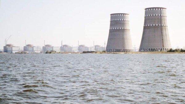 Власти Запорожской области предложили остановить работу ЗАЭС из-за обстрелов0