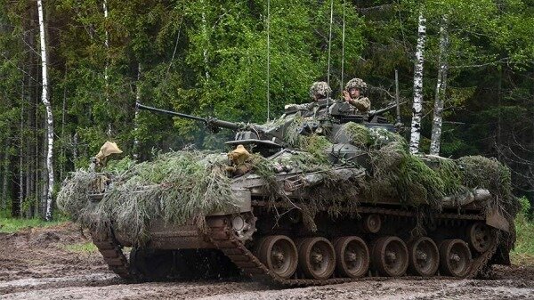 Эстония призвала резервистов на дополнительные военные сборы0