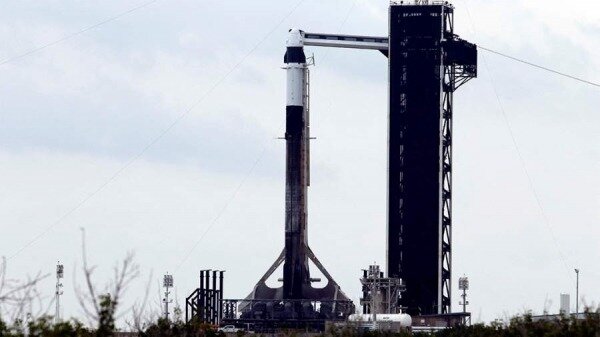 Компания SpaceX доставит на МКС двух космонавтов из Саудовской Аравии0