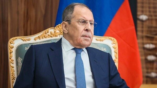 Лавров заявил о попытке Запада санкциями убрать сильных конкурентов0
