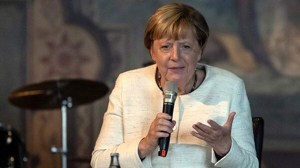 Меркель указала на важность участия РФ в создании архитектуры безопасности Европы0