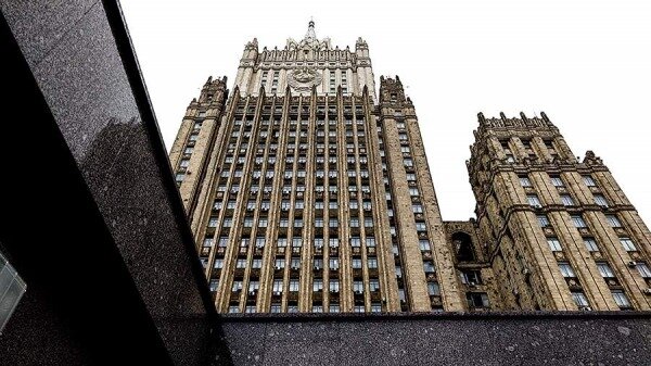 МИД РФ призвал Ереван и Баку воздержаться от дальнейшей эскалации на границе0