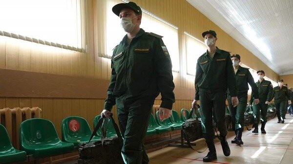 Осенью на срочную службу в РФ будут призваны 120 тыс. человек0