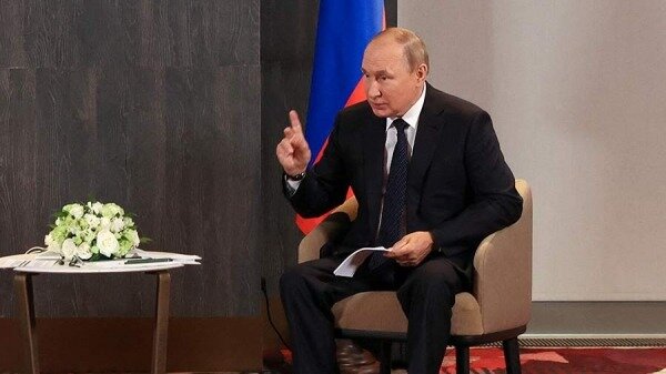 Путин назвал «уродливыми» попытки создания однополярного мира0