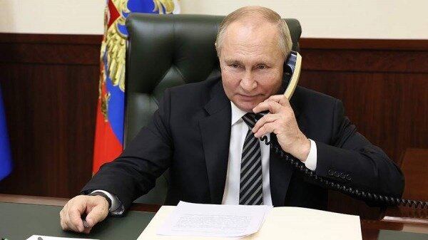 Путин провел телефонные переговоры с Токаевым0