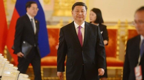 Си Цзиньпин выразил соболезнования в связи со смертью Елизаветы II0