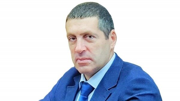 Спадом наперед0