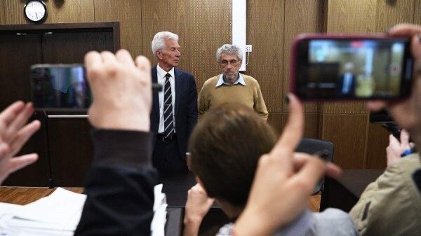 Суд назначил Гозману 15 суток административного ареста0