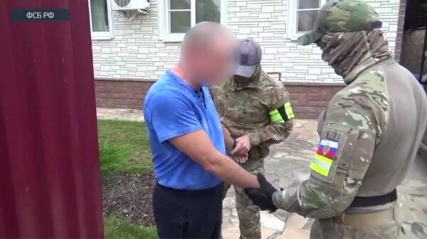 Топ-менеджер российского авиазавода арестован по делу о госизмене0