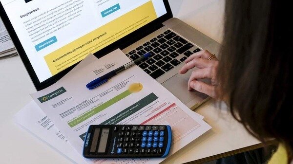 Трасс предложила заморозить тарифы на электроэнергию в Великобритании на два года0