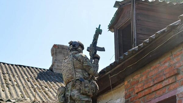 ВС РФ уничтожили 120 военных ВСУ и три танка под Харьковом и в ДНР0