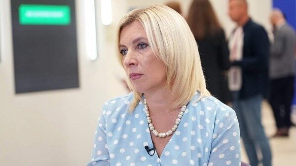 Захарова назвала навязанным «заокеанскиими братьями» решение ЕС по визам0