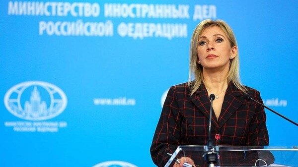 Захарова указала на неспособность Байдена размышлять на сложные темы0