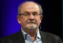 Салман Рушди ослеп на один глаз после нападения