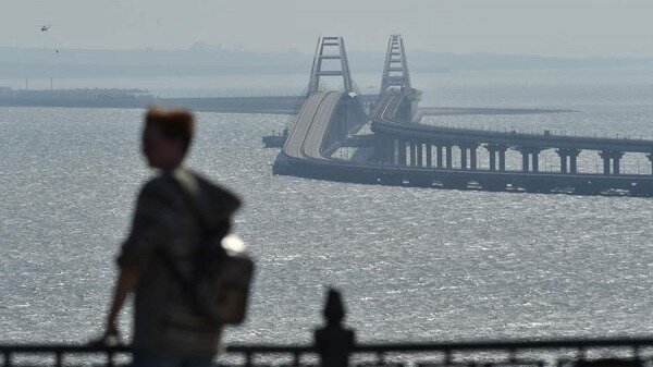 К ремонту Крымского моста приступят 8 октября0