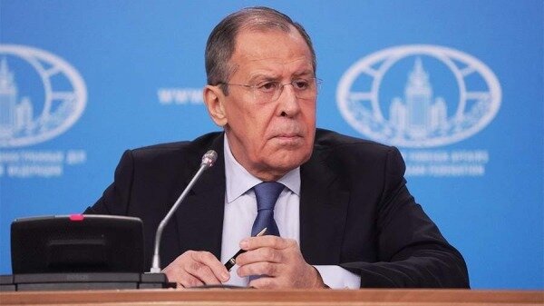 Лавров назвал поддержку госпереворота на Украине пособничеством нацистам0