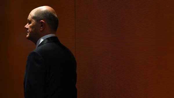 СМИ сообщили о злости лидеров ЕС из-за поведения канцлера ФРГ Шольца0