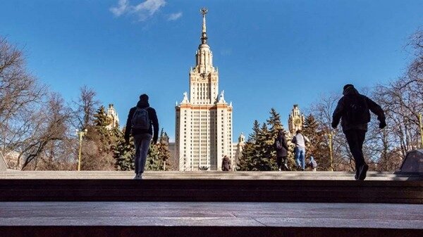 Собянин расширил возможности получения доплаты к пенсии для студентов0