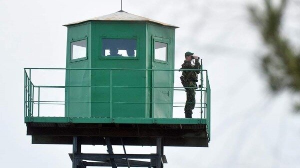 В Белоруссии заявили о скоплении техники и военных у границ республики0