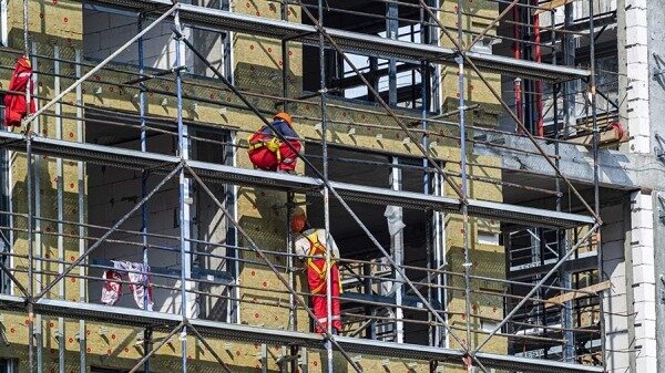 В Минстрое предложили привлечь безработных к работе на стройке0