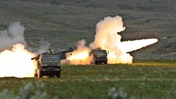 В США заявили об увеличении производства РСЗО HIMARS до 96 в год0