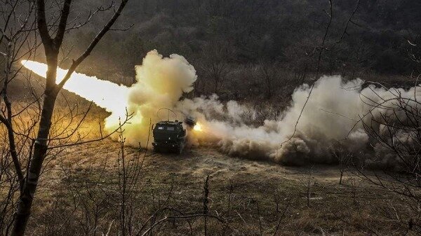 ВСУ обстреляли Стаханов из РСЗО HIMARS0