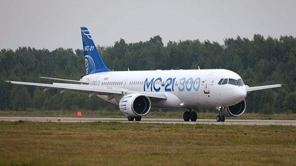 Второй самолет МС-21 совершил полет с российскими двигателями0