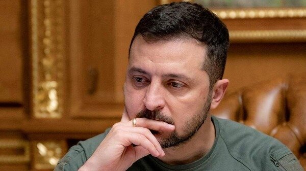Зеленский рассмотрит петицию о запрете россиянам творческой деятельности на Украине0