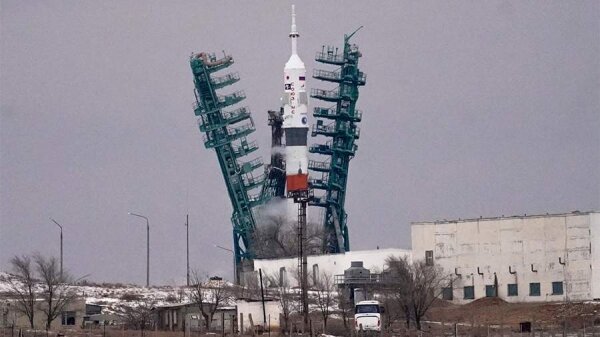 «Роскосмос» перейдет на заключение контрактов в рублях0